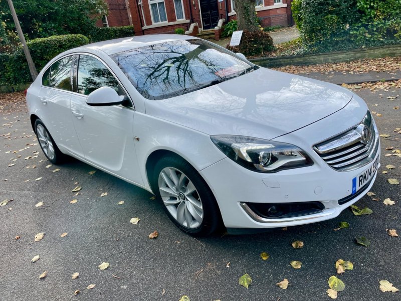 VAUXHALL INSIGNIA 2.0 CDTi Elite Nav Auto Euro 5 5dr