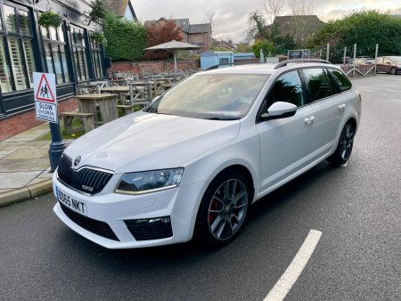 SKODA OCTAVIA 2.0 TDI vRS DSG Euro 6 (s/s) 5dr (SNav)