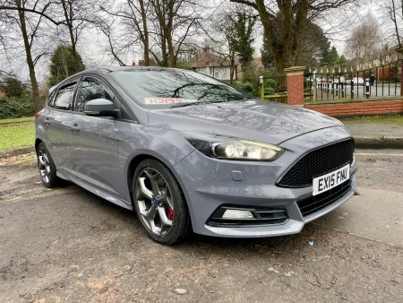 FORD FOCUS 2.0T EcoBoost ST-3 Euro 6 (s/s) 5dr