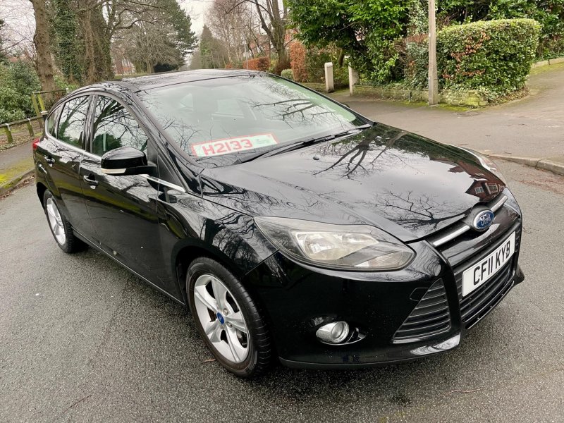 FORD FOCUS 1.6 Zetec Euro 5 5dr